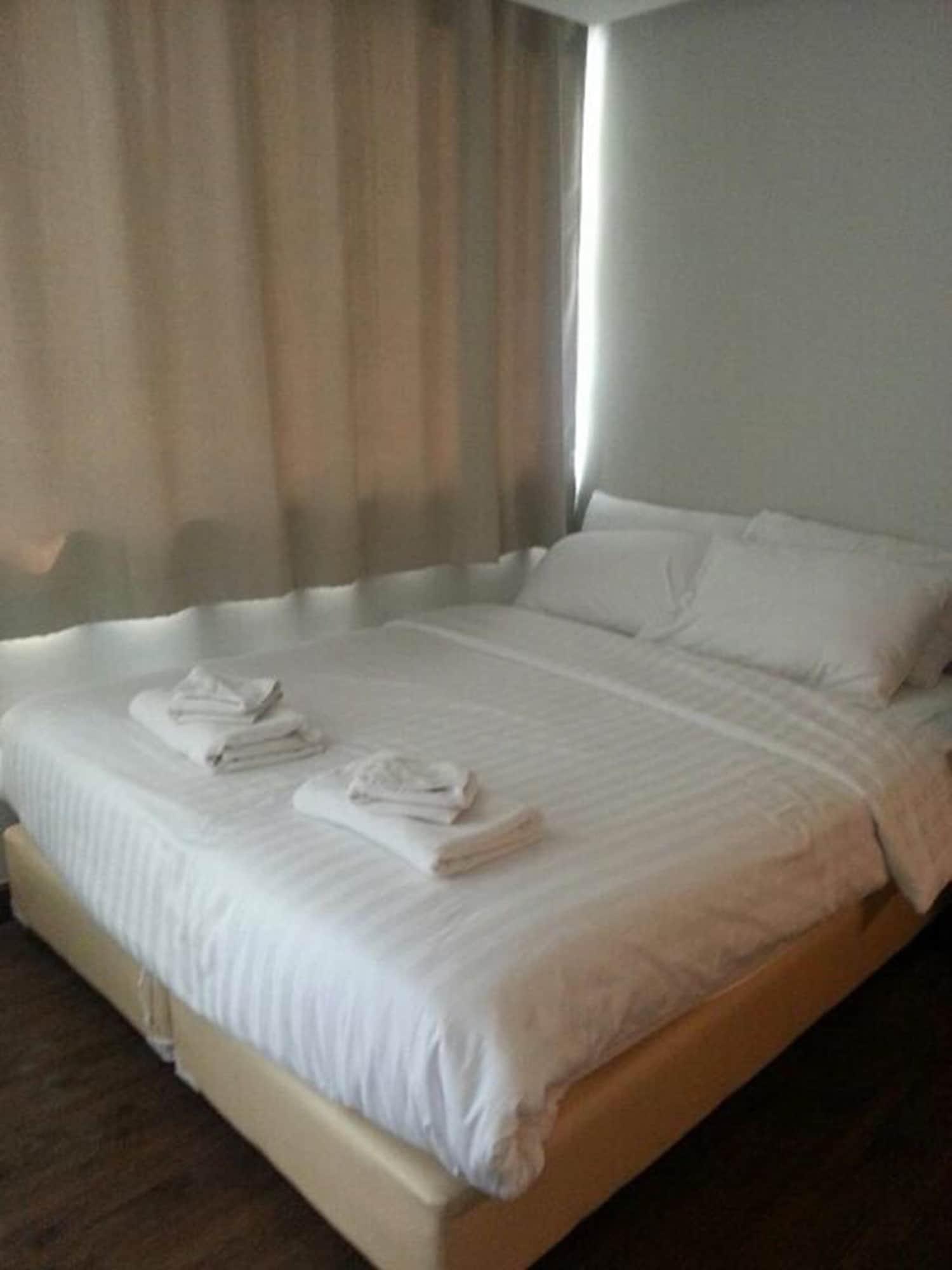 Nantra Silom Hotell Bangkok Eksteriør bilde
