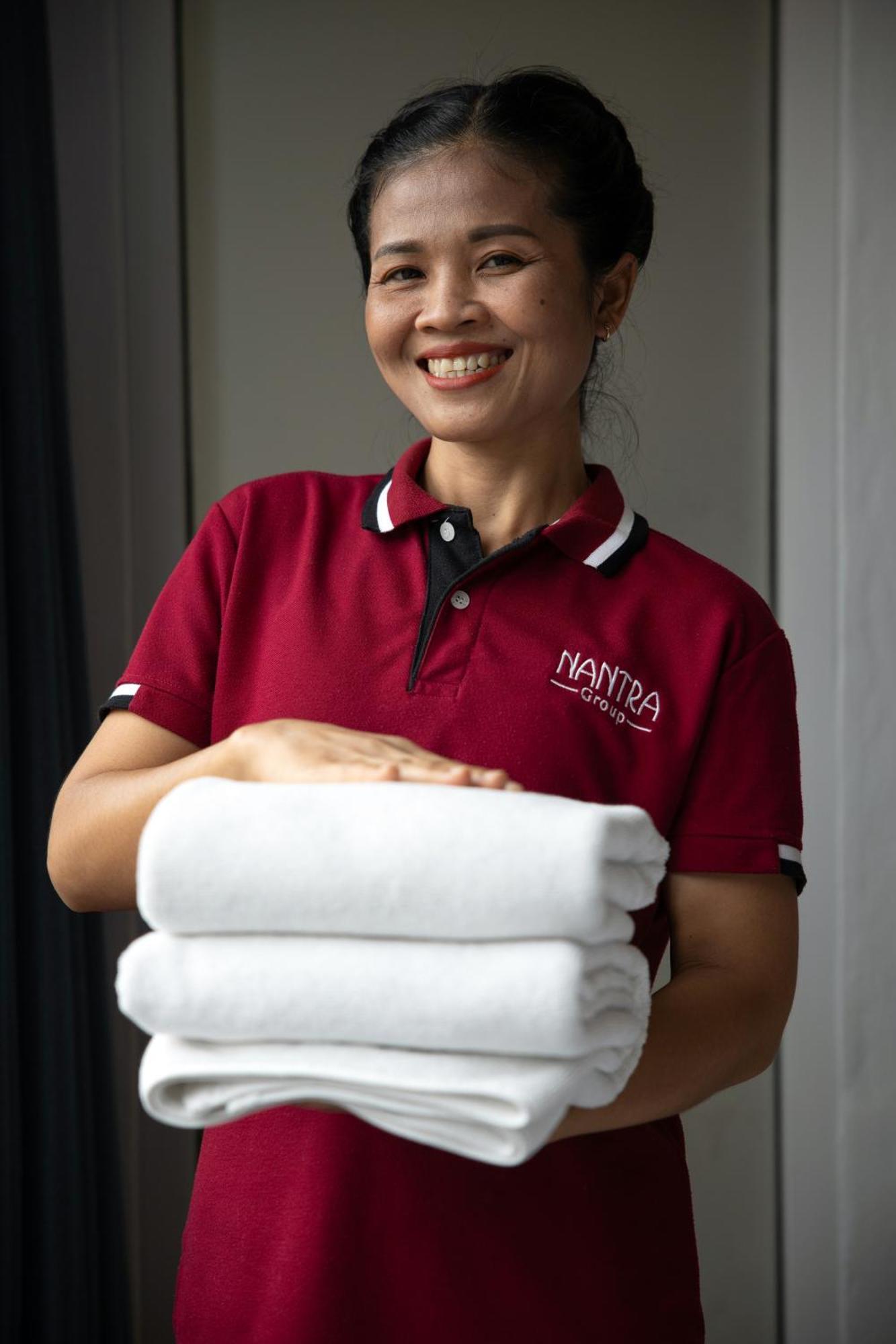 Nantra Silom Hotell Bangkok Eksteriør bilde