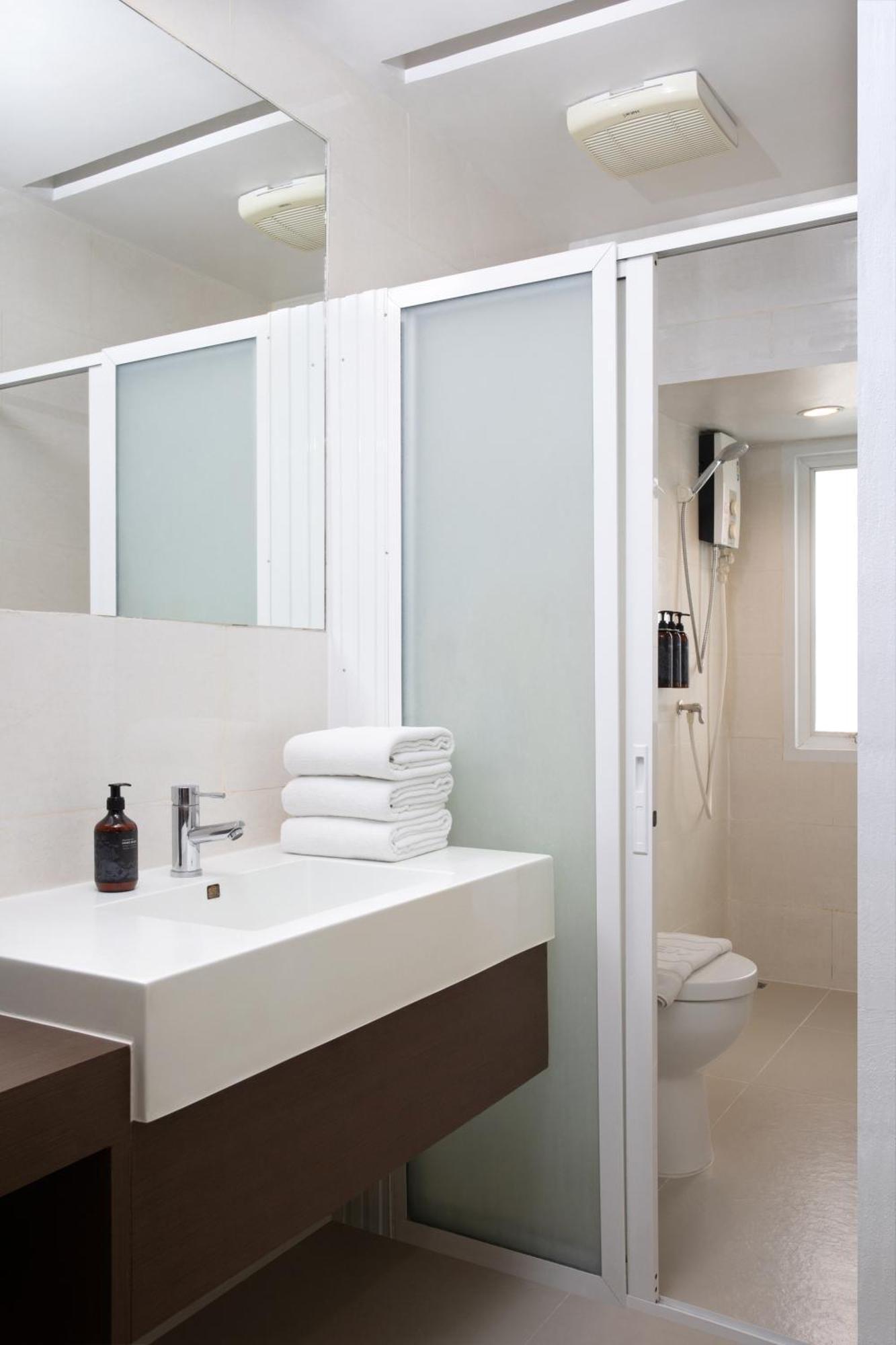 Nantra Silom Hotell Bangkok Eksteriør bilde