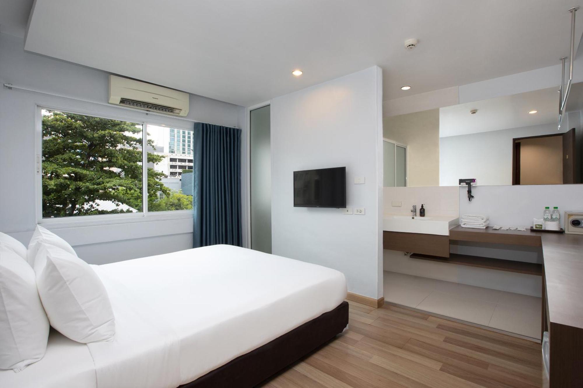 Nantra Silom Hotell Bangkok Eksteriør bilde