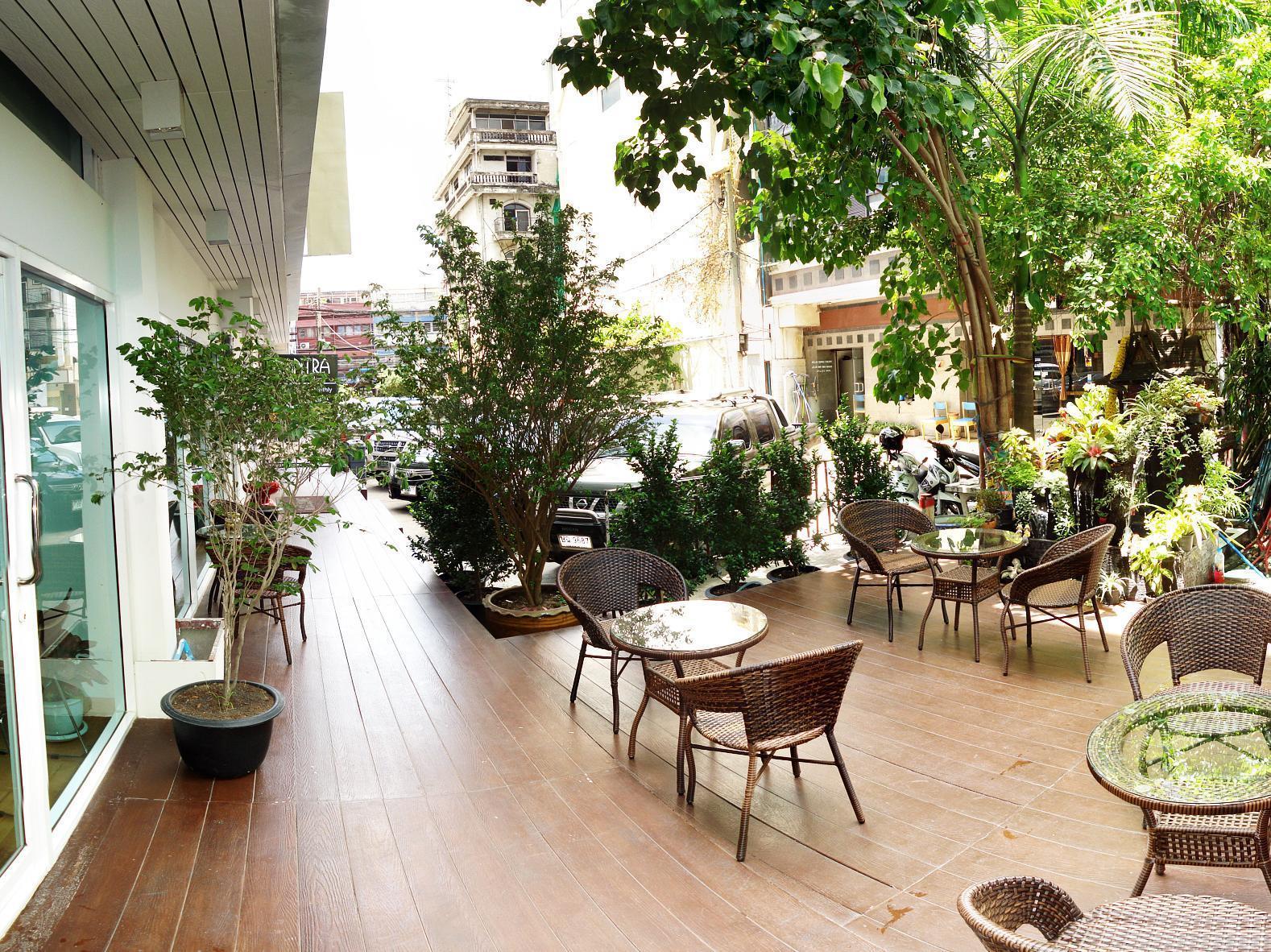 Nantra Silom Hotell Bangkok Eksteriør bilde