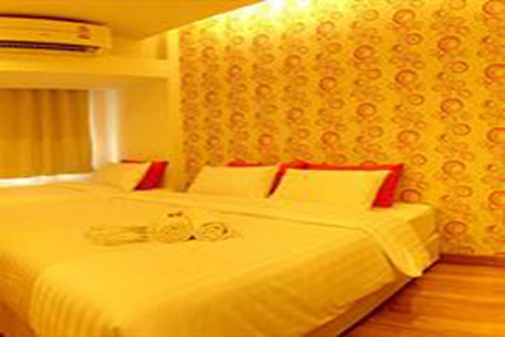 Nantra Silom Hotell Bangkok Eksteriør bilde